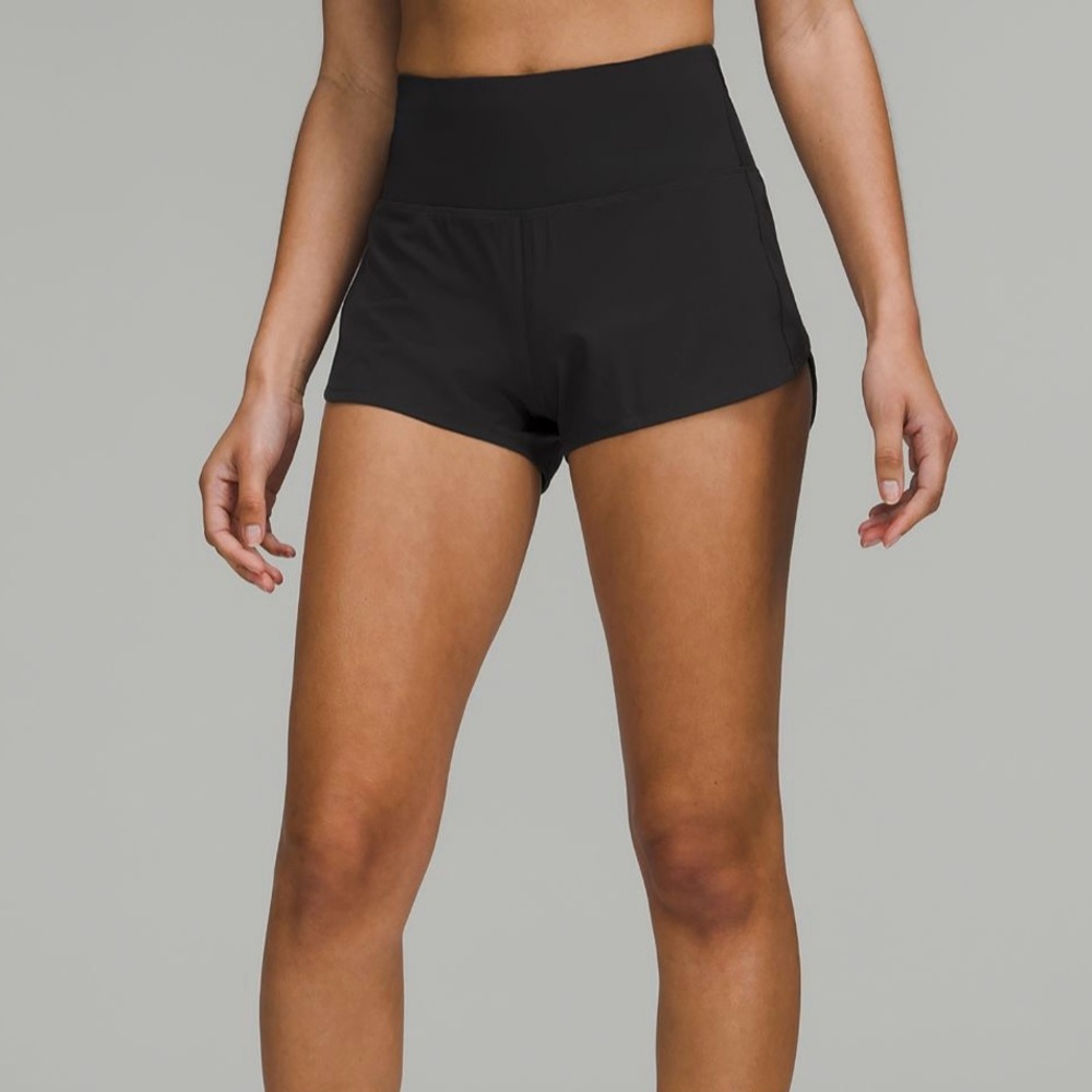 Lululemon Speed Up High-Rise Shorts 2.5”